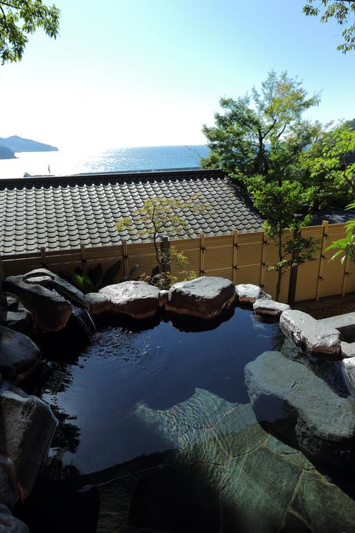 Hotel Musouan Biwa Izu  Exterior foto